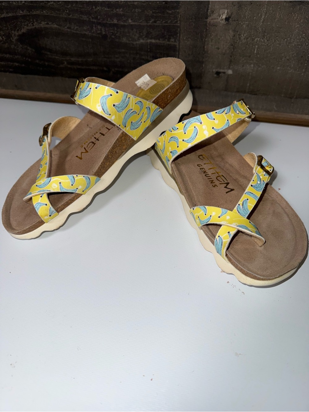 Ethem Genuins Spain ‘The Farm’ bananas theme leather sandals size 38. (7.5-8)